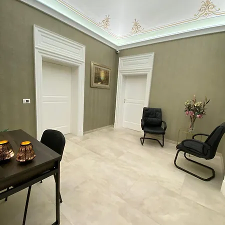 Dimora In Centro לינה וארוחת בוקר