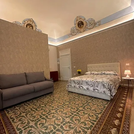 לינה וארוחת בוקר Dimora In Centro 3*